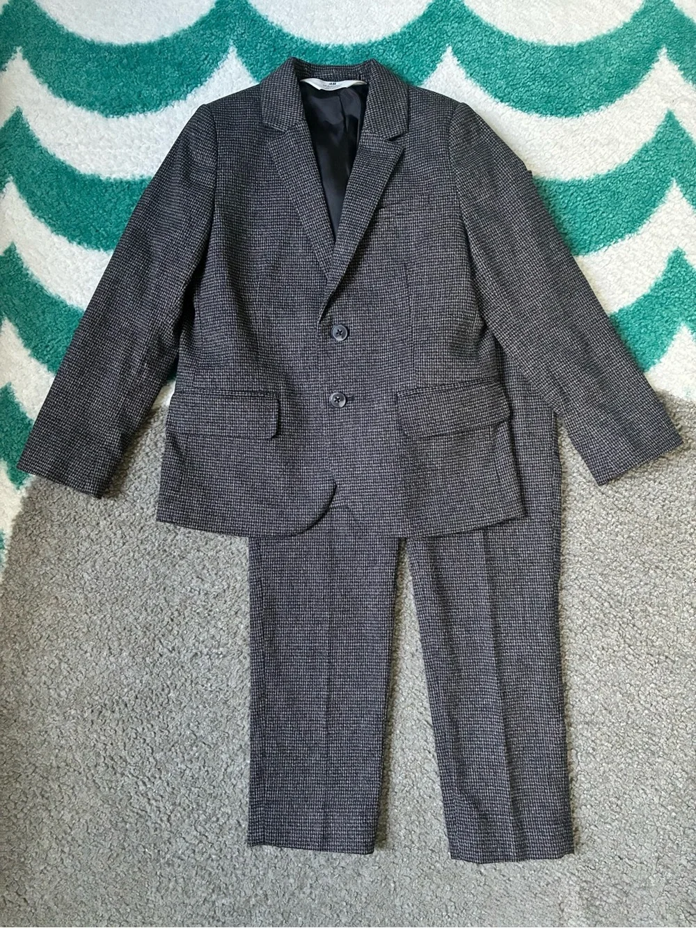 H&M Boys Checked Woven Suit (Grey/Black) Size 6